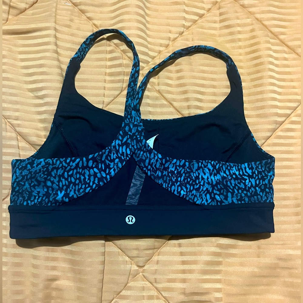 Lululemon sport bra size 10